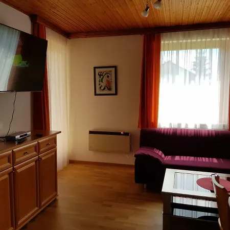 Jacqueline * Sankt Kanzian am Klopeiner See