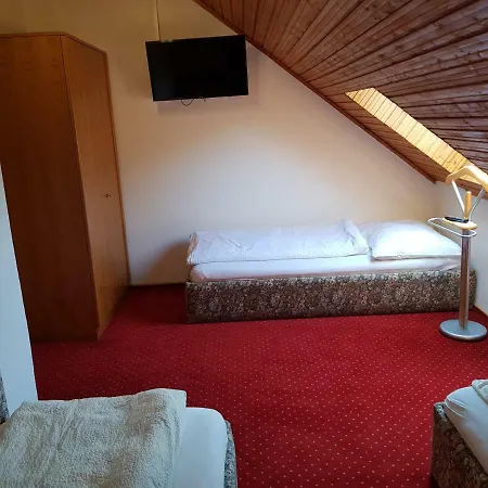 Jacqueline Apartamento *